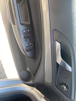 Škoda Octavia 2.0 TDI Elegance - 5