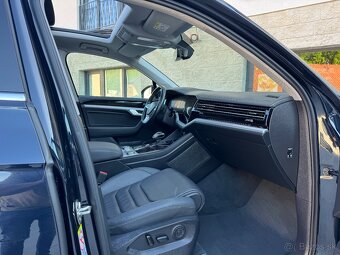 Volkswagen Touareg 3.0TDi 4x4 mod. 2020 - 5