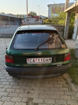 Opel Astra f - 5