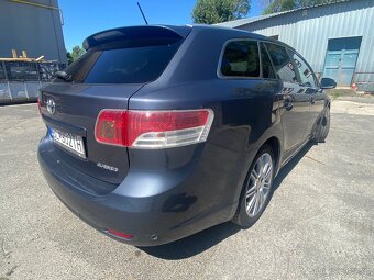 Toyota Avensis 2.2d automat - 5