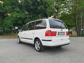 SEAT Alhambra Eco 2.0 TDI • 103 kW • rok 2010 • 7 miest - 5
