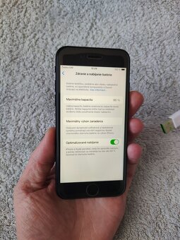 Apple iphone SE 2020 64GB Black - 5