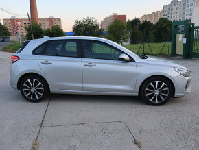 Odstúpim leasing na Hyundai i30 2018, full-LED, navi, kamera - 5
