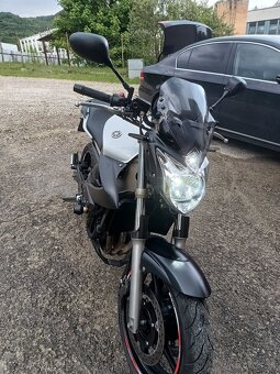 Yamaha XJ6 - 5