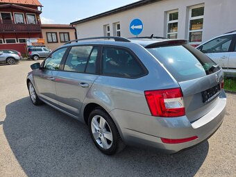 ŠKODA OCTAVIA COMBI 1.6 CRTDI 77KW ELEGANCE - 5