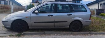 Ford Focus kombi Mk1 - 5