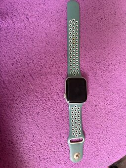 Apple Iphone 12 mini + Apple watch SE - 5