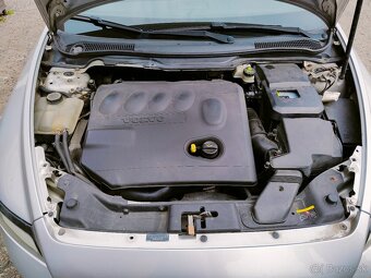 Volvo V50 2,0D 100kw - Náhradní díly - 5