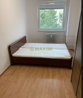 Ponúkame na predaj 2- izbový byt na Nobelovej ulici v Bratis - 5