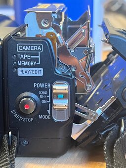 Sony Handycam DCR-HC1000E – MiniDV kamera - 5