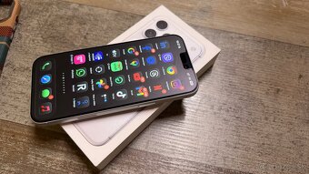 Vymenim iPhone 17 Pro Max Silver na eSIM s vacsou bateriou - 5