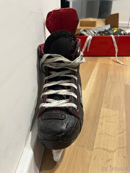 Hokejové chlapčenské korčule - 5