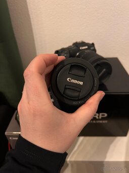 Canon EOS RP s bohatým príslušenstvom - 5