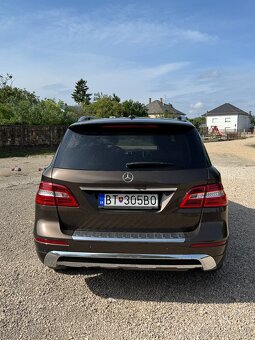 Mercedes-Benz ML ML350 Bluetec 4MATIC - 5