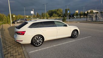 Škoda Superb Combi 2.0 Tdi Style - 5