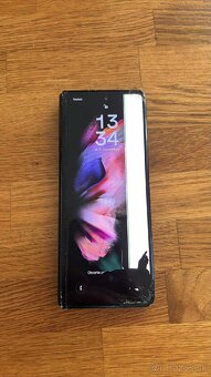 Samsung galaxy z fold 3 - 5