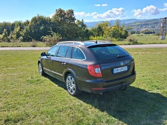 Predám Škoda superb 2 combi 4x4 dsg 2012 - 5