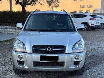 HYUNDAI TUCSON 2.0 CRDi - 5