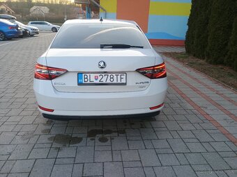 Škoda Superb - 5