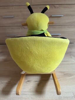 Hojdačka včielka - 5