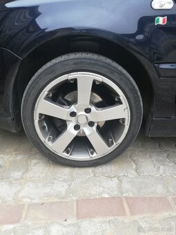 Predám Volkswagen Golf cabriolet 4 1 9tdi - 5