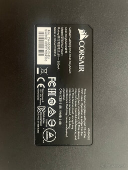 Roccat Kone Pure SE & Corsair K55 RGB - 5