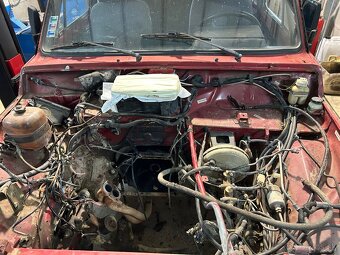 Lada Niva - 5