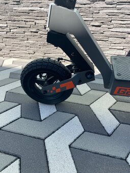 Elektricka kolobezka kukirin G2 TOP stav - 5