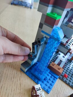 21169 Lego Minecraft - Prvé dobrodružstvo - 5