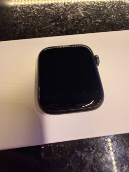 Apple Watch SE 44mm - 5