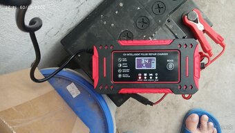 Na predaj inteligentná autonabíjačka 12V/6A - 5