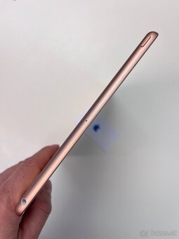 Apple iPad 7th Generácia 128GB - 5