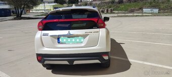 Predám Mitsubishi eclipse cross 1,5T 120kw 4x4 - 5