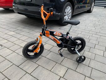 Predam detsky bicykel s pomocnymi kolieskami - 5