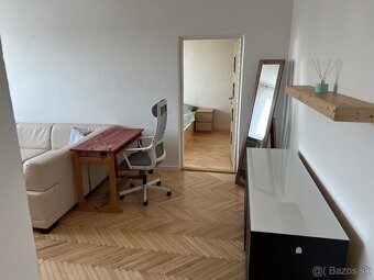 Prenájom veľký 2 izb.byt, ul. Hollého, balkón. - 5