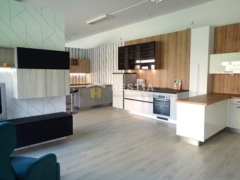 Veľký obchodný priestor 196 m2 s parkovacími miestami - 5