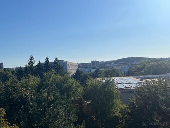 Nepriechodná izba s balkónom - Chrenová I (Ľ. Okánika 14) - 5