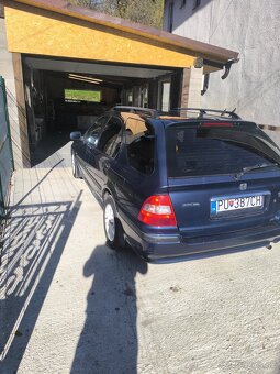 Predam hondu civic 1.6 85kw - 5
