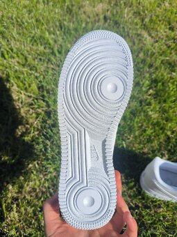 Nike Air Force 1 Triple White 39 - 5