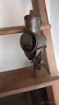 Starožitný liatinový mlynček - 5