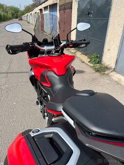MV Agusta Turismo Veloce 800 - 5