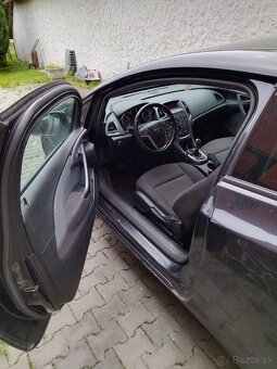 Opel astra gtc - 5