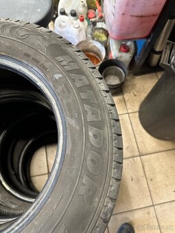 205/70r15c - 5