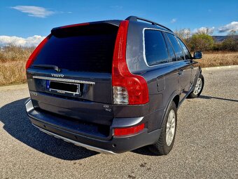 Volvo XC90 2.4 D5 MOMENTUM - 5