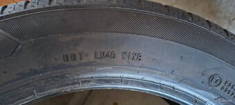 225X50r17 barum - 5
