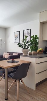 2-izbový, kompletne zariadený byt, 56 m², novostavba
- 5