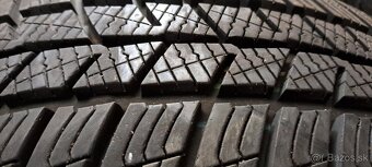 Predám 4ks skoro nové zimné 185/60r15-84T Barum - 5