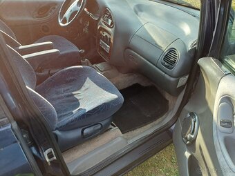 Ford Galaxy 1,9/66kW - 5