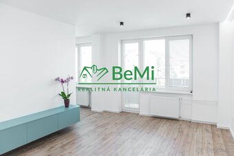 Na predaj kompletne zrekonštruovaný 2-izbový byt s loggiou – - 5