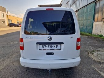 Predám Volkswagen Caddy 1.9 TDI 77 KW Maxi DSG..7-miestna - 5